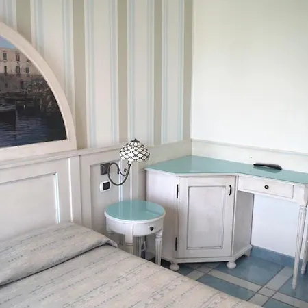 Isolabella Hotel Ventotene