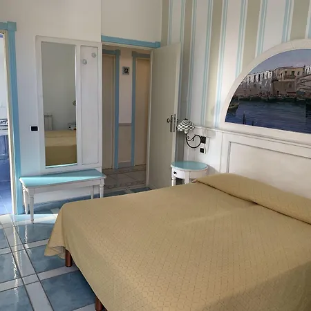 Isolabella Отель 3*