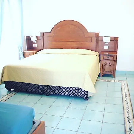 Isolabella 3* Вентолене