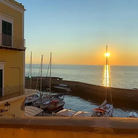 Isolabella 3*