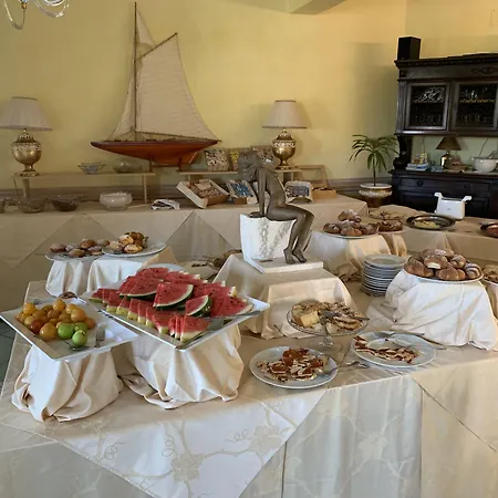Isolabella Hotel Ventotene
